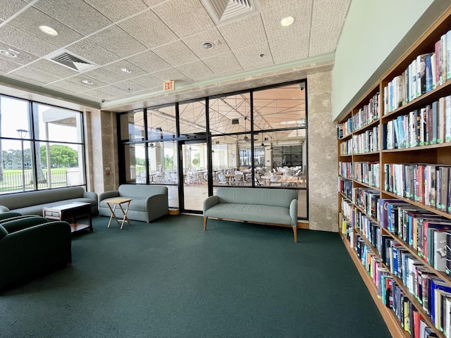 common area featuring recessed lighting