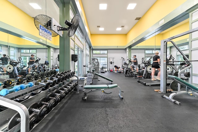 1125 Crystal Way Unit I, Delray Beach, FL 33444 - workout area featuring a towering ceiling