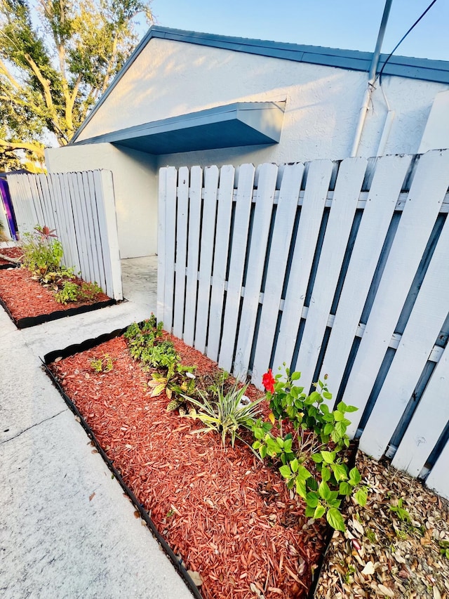 2015 Oleander Blvd Unit A, Fort Pierce, FL 34950 - view of yard featuring fence