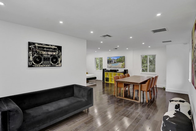 430 NE 121st St, Biscayne Park, FL 33161 - living area featuring dark wood-style flooring, baseboards, visible vents, and recessed lighting