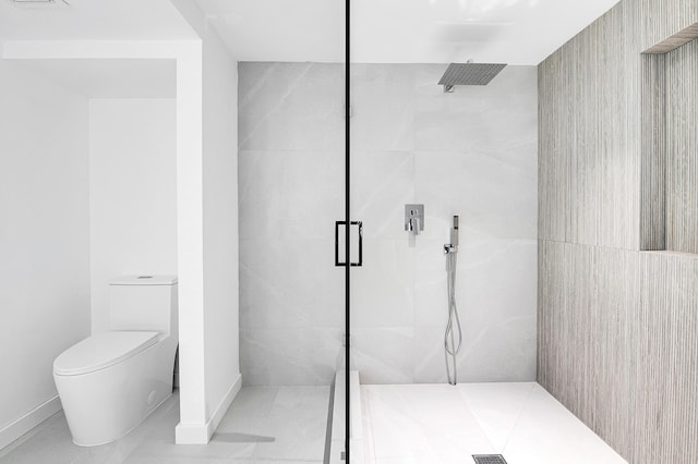 6560 Las Flores Dr, Boca Raton, FL 33433 - full bath with a shower stall, toilet, and baseboards
