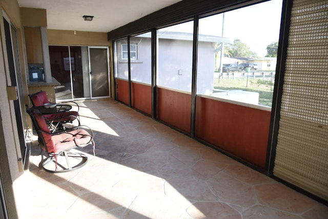 9170 NW 21st Mnr, Sunrise, FL 33322 - view of sunroom / solarium