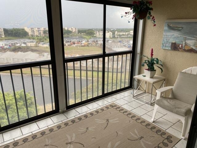 7076 Huntington Ln Unit 805, Delray Beach, FL 33446 - sunroom / solarium with a view of city