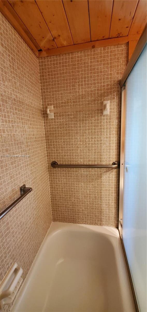 17 Brighton A 17, Boca Raton, FL 33434 - bathroom with wood ceiling and bathing tub / shower combination