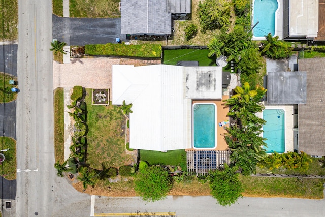 1707 NW 38th St, Oakland Park, FL 33309 - drone / aerial view of a pool