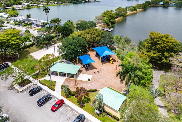 1707 NW 38th St, Oakland Park, FL 33309 - aerial view of a nearby body of water
