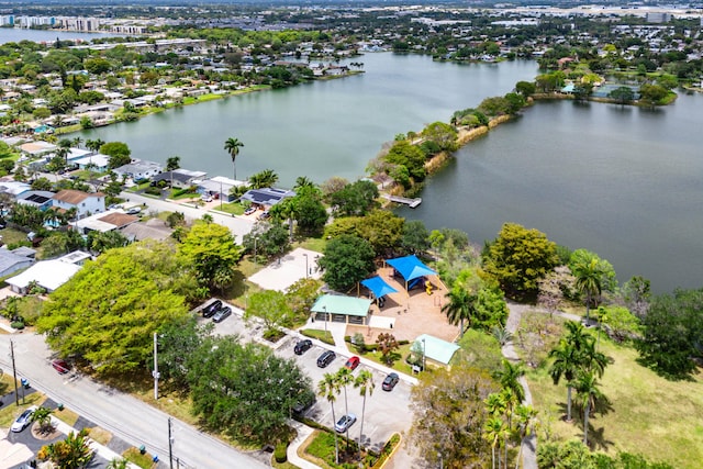 1707 NW 38th St, Oakland Park, FL 33309 - aerial view of residential area featuring a large body of water