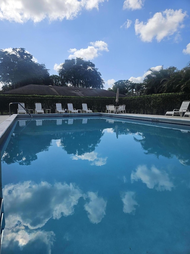 4728 Finchwood Rd Unit B, Boynton Beach, FL 33436 - view of community pool