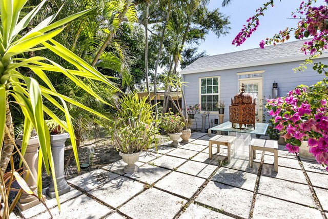 335 Monroe Dr, West Palm Beach, FL 33405 - view of patio