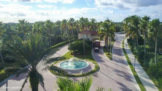 drone / aerial view of a pool