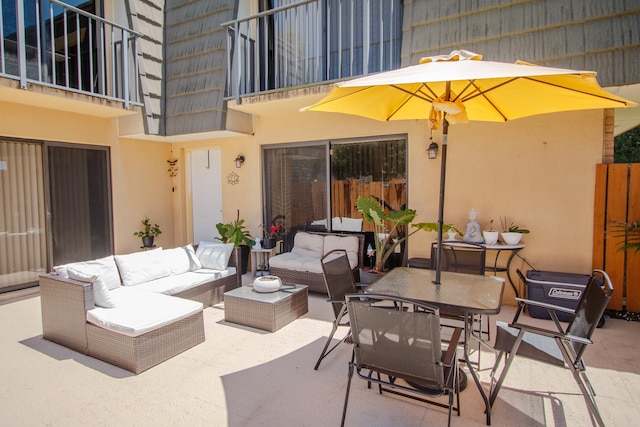 606 6th Way, West Palm Beach, FL 33407 - patio / terrace with an outdoor living space and a patio