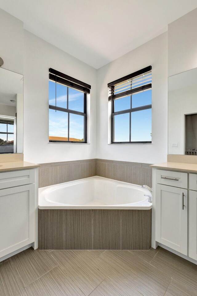 4006 Sequoia Pl W, Riviera Beach, FL 33410 - bathroom with vanity and a bath