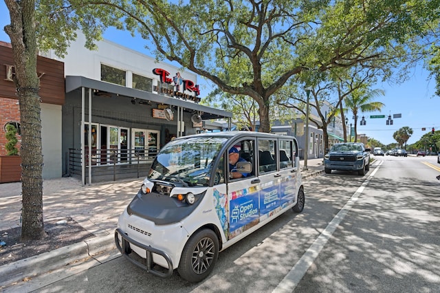 301 NE 7th Ave, Delray Beach, FL 33483 - view of vehicle parking