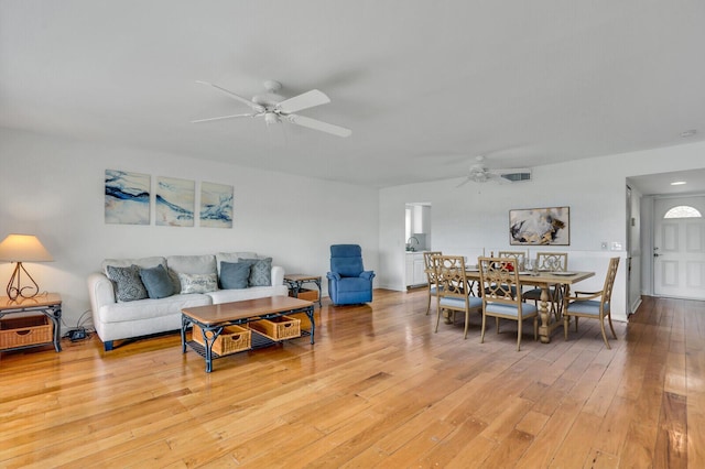 9109 SE Riverfront Ter Unit B, Jupiter, FL 33469 - living area with ceiling fan and light wood-style flooring