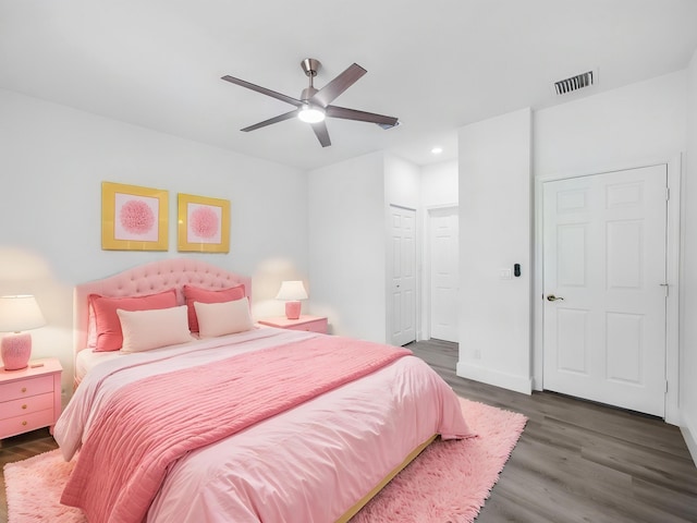 7285 Via Luria, Lake Worth, FL 33467 - bedroom with wood finished floors, a ceiling fan, visible vents, baseboards, and recessed lighting