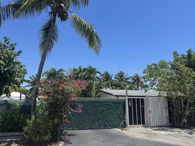 387 Enfield St, Boca Raton, FL 33487 - view of gate
