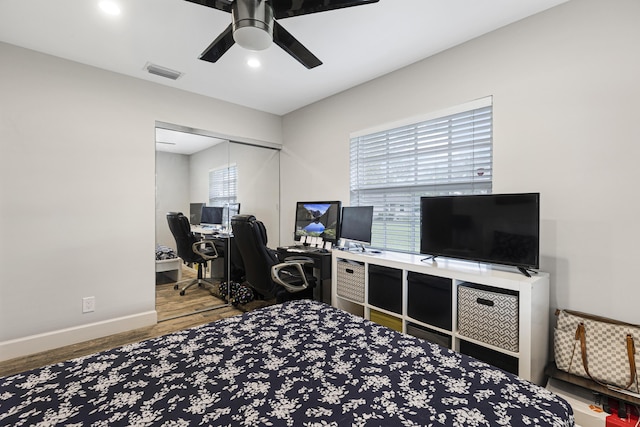 5143 NW 12th Ln, Deerfield Beach, FL 33442 - home office featuring a ceiling fan, wood finished floors, baseboards, and recessed lighting