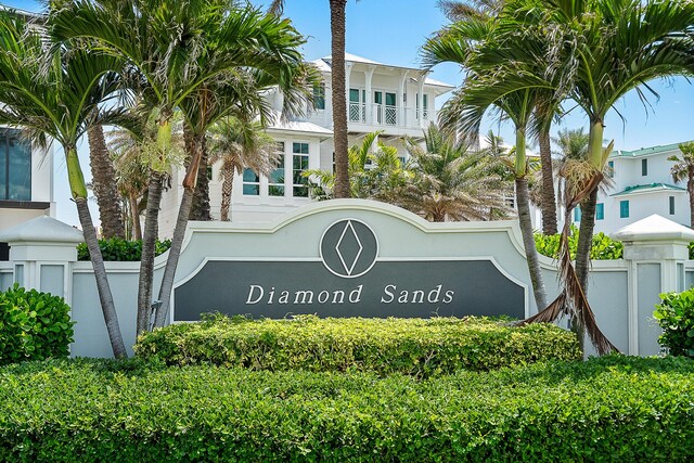8100 S Ocean Dr, Jensen Beach, FL 34957