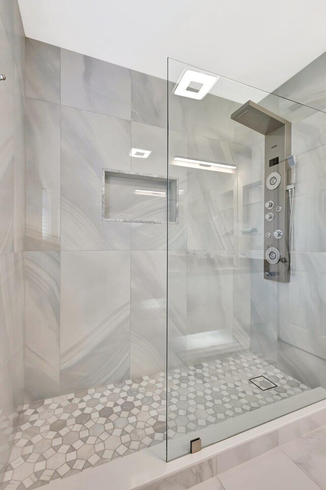 19236 Bay Leaf Ct, Boca Raton, FL 33498 - bathroom with walk in shower