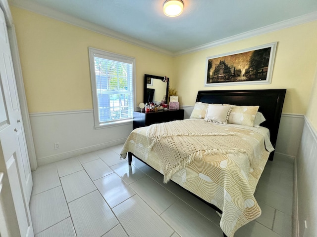 1119 S Ridge St, Lake Worth, FL 33460 - bedroom with crown molding