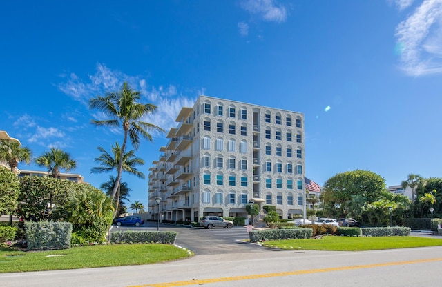 3230 S Ocean Blvd Unit D511, Palm Beach, FL 33480 - view of property with uncovered parking