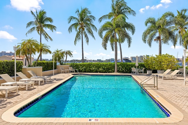 250 Bradley Pl Unit 408, Palm Beach, FL 33480 - community pool with a patio