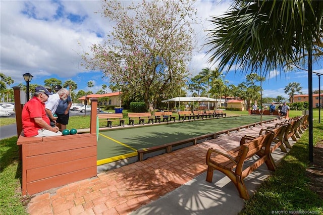 1925 SW Palm City Rd Unit C, Stuart, FL 34994 - surrounding community with a game area