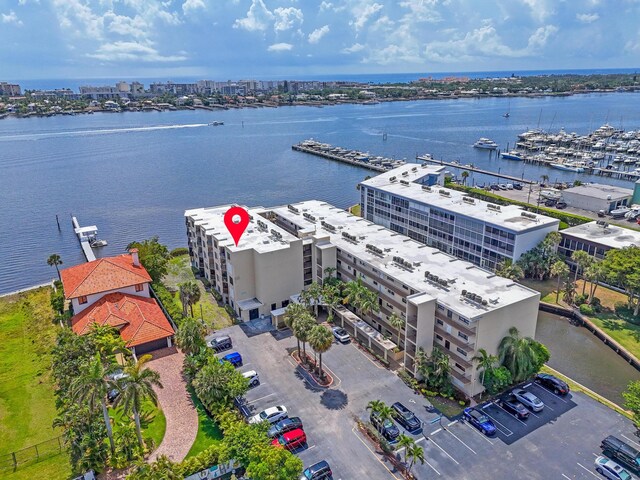 896 N Federal Hwy Unit 121, Lantana, FL 33462 - view of urban area with a large body of water and apartment complex