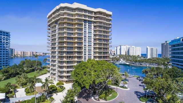 901 E Camino Real Unit 4C, Boca Raton, FL 33432 - view of apartment building / complex with a water view and a view of city
