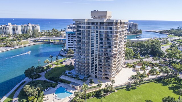 901 E Camino Real Unit 4C, Boca Raton, FL 33432 - bird's eye view of a nearby body of water, apartment complex / building, and a pool