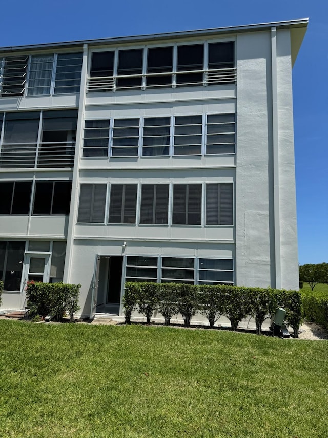 view of building exterior
