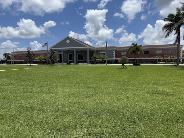 1036 Hythe B B, Boca Raton, FL 33434 - view of community featuring a lawn