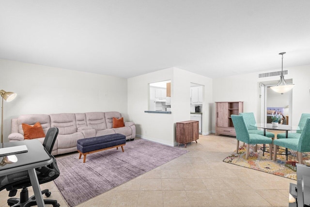 266 Seville L, Delray Beach, FL 33446 - view of living room
