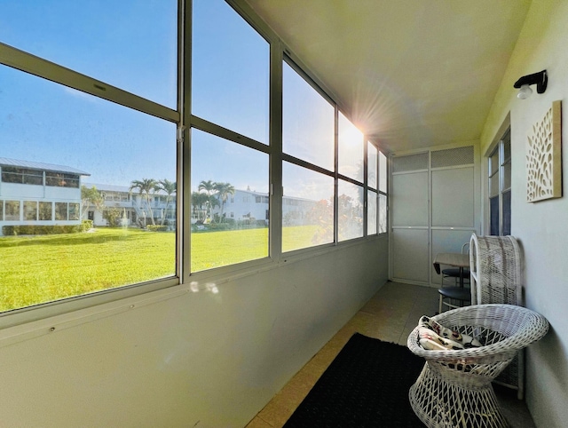 100 Sheffield E, West Palm Beach, FL 33417 - view of sunroom / solarium