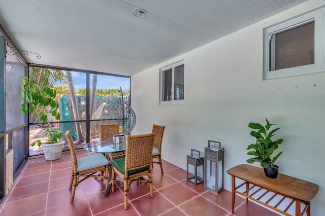 view of sunroom / solarium