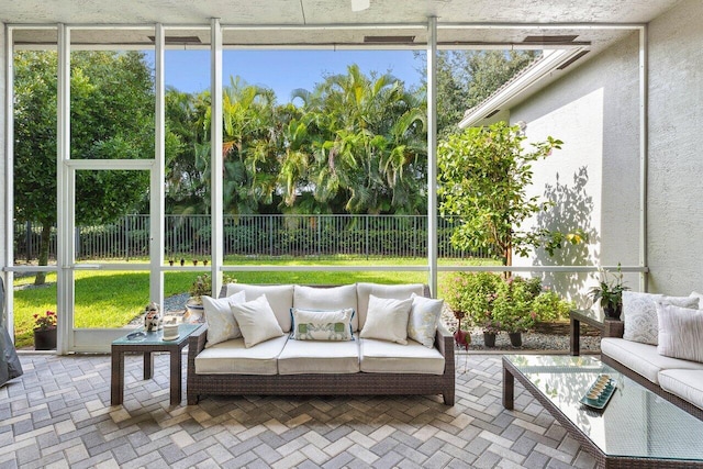 9037 Golden Mountain Cir, Boynton Beach, FL 33473 - sunroom with an outdoor hangout area