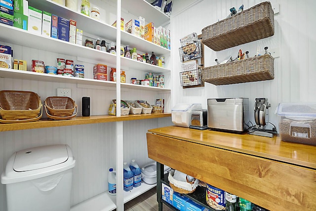 2510 Lake Dr N, Boynton Beach, FL 33435 - view of pantry