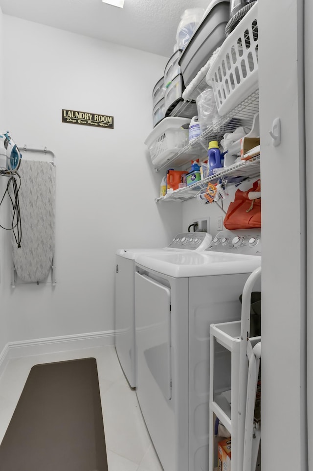 7779 Butera Plz, Delray Beach, FL 33446 - laundry area with washer and dryer