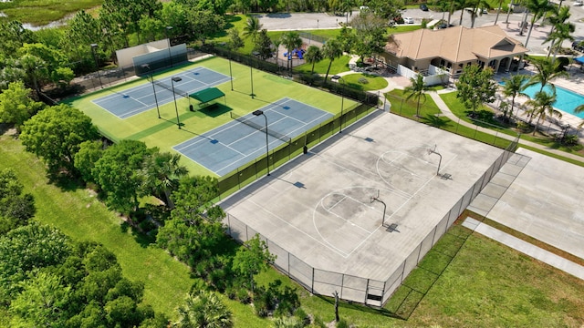 2556 Marshfield Ct, Port Saint Lucie, FL 34953 - aerial view of a pool area