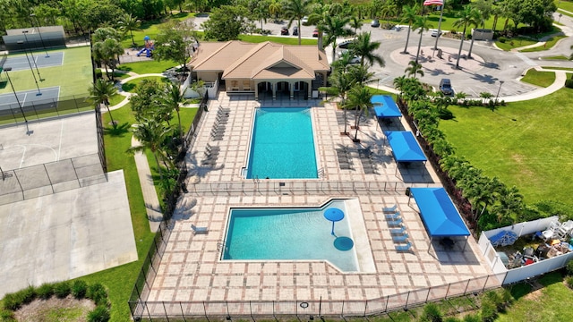 2556 Marshfield Ct, Port Saint Lucie, FL 34953 - aerial view of a pool
