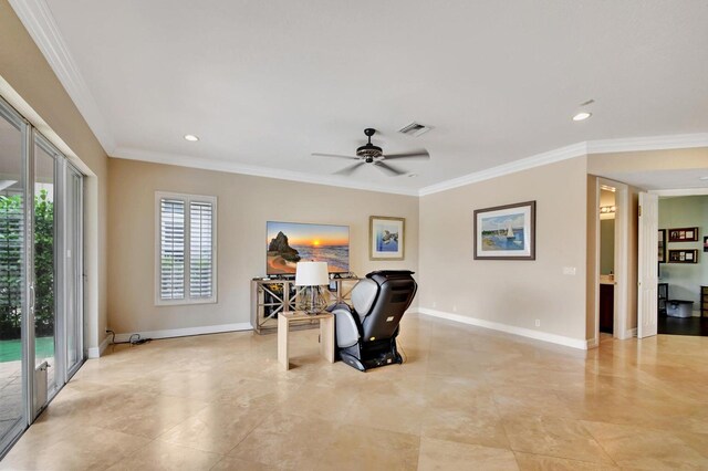 living area featuring crown molding, baseboards, ceiling fan, and recessed lighting