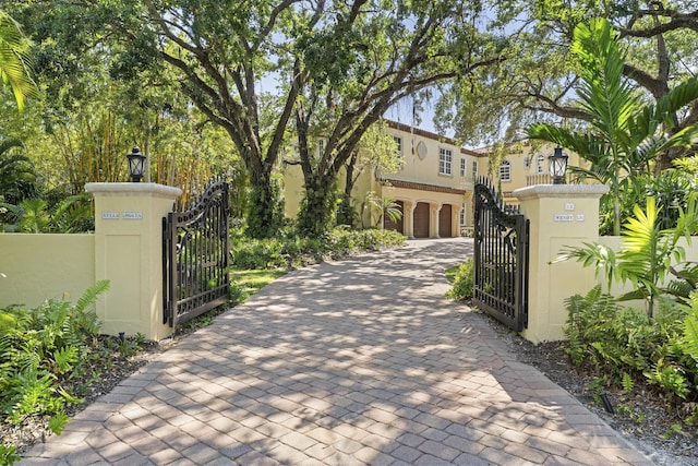 11 Wendy Ln, Stuart, FL 34994 - gate with a fenced front yard