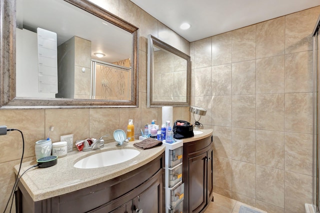 2950 SW 22nd Cir Unit 4C, Delray Beach, FL 33445 - full bath with tile walls, vanity, backsplash, and a shower