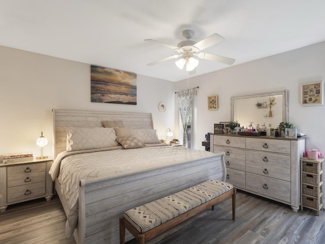 bedroom featuring wood finished floors and ceiling fan
