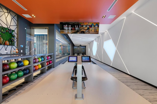 view of recreation room