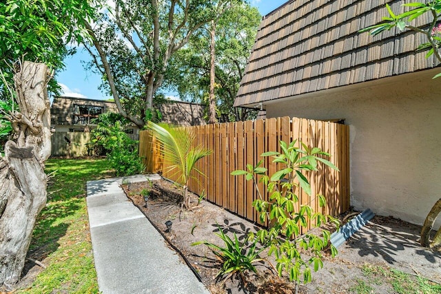 4059 Palm Bay Cir Unit C, West Palm Beach, FL 33406 - view of yard featuring fence