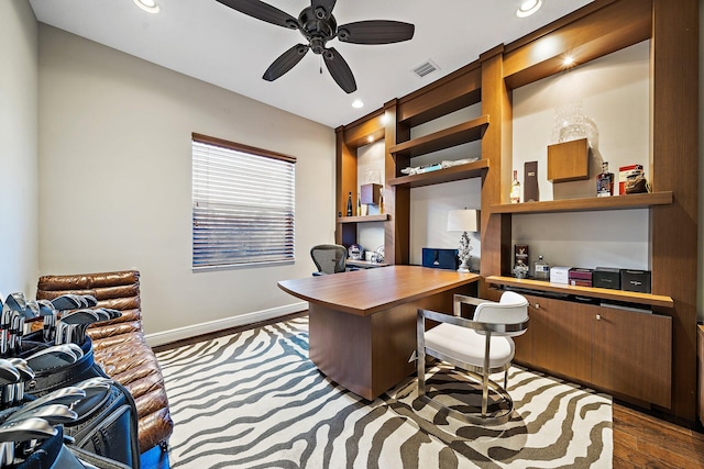 office with dark wood-style flooring, ceiling fan, recessed lighting, and baseboards