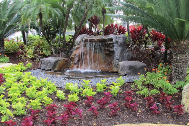 3755 Via Poinciana Unit 203, Lake Worth, FL 33467 - exterior view of a garden pond