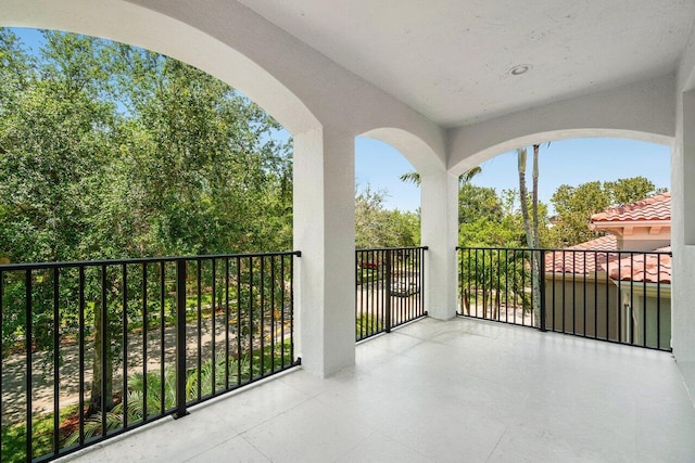 682 Cresta Cir, West Palm Beach, FL 33413 - view of balcony