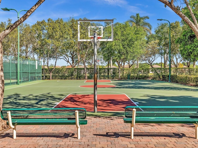 682 Cresta Cir, West Palm Beach, FL 33413 - view of sport court with fence and community basketball court